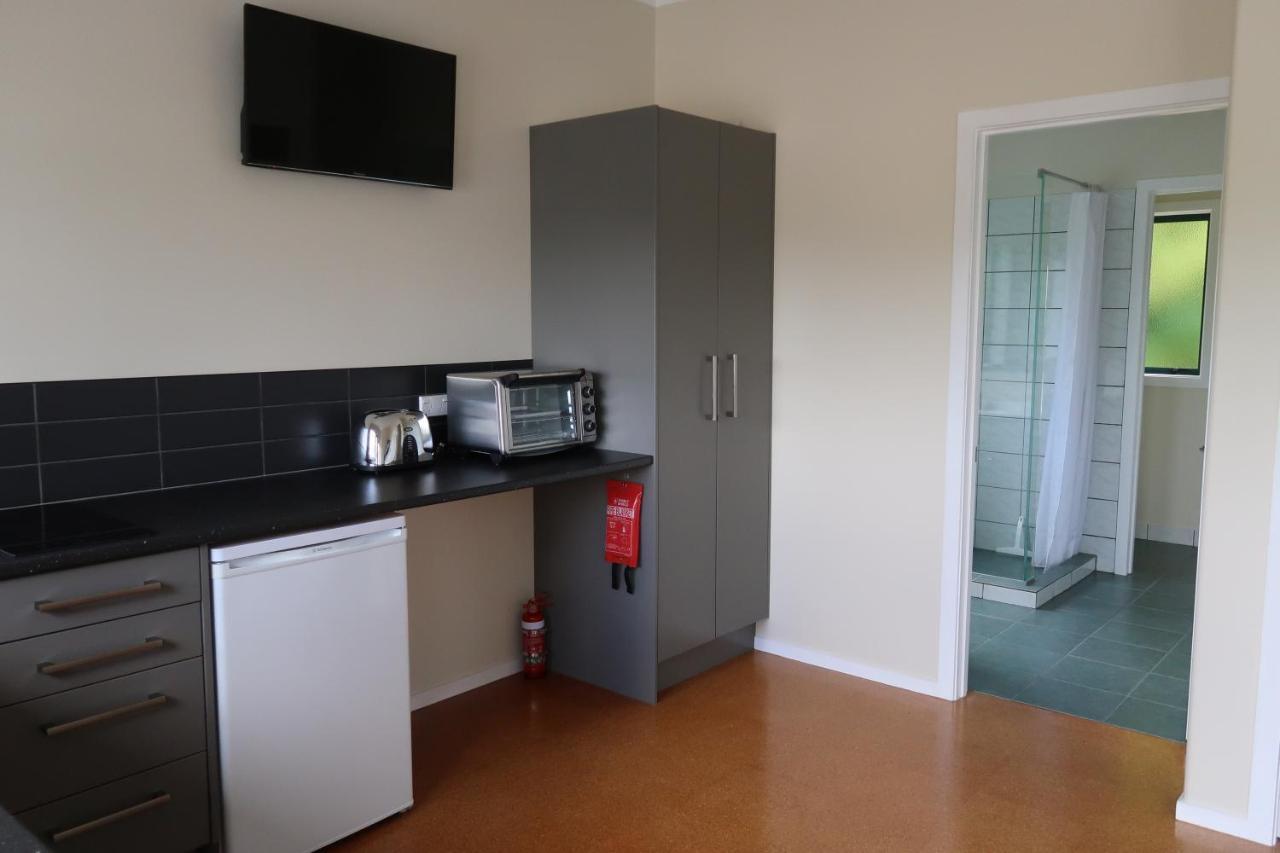 Апартаменты Cosy Nights - Modern, Self-Contained With Parking Керайкри Экстерьер фото